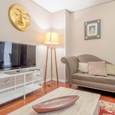 Cross Check Descalzas Reales Apartment Madri Exterior foto