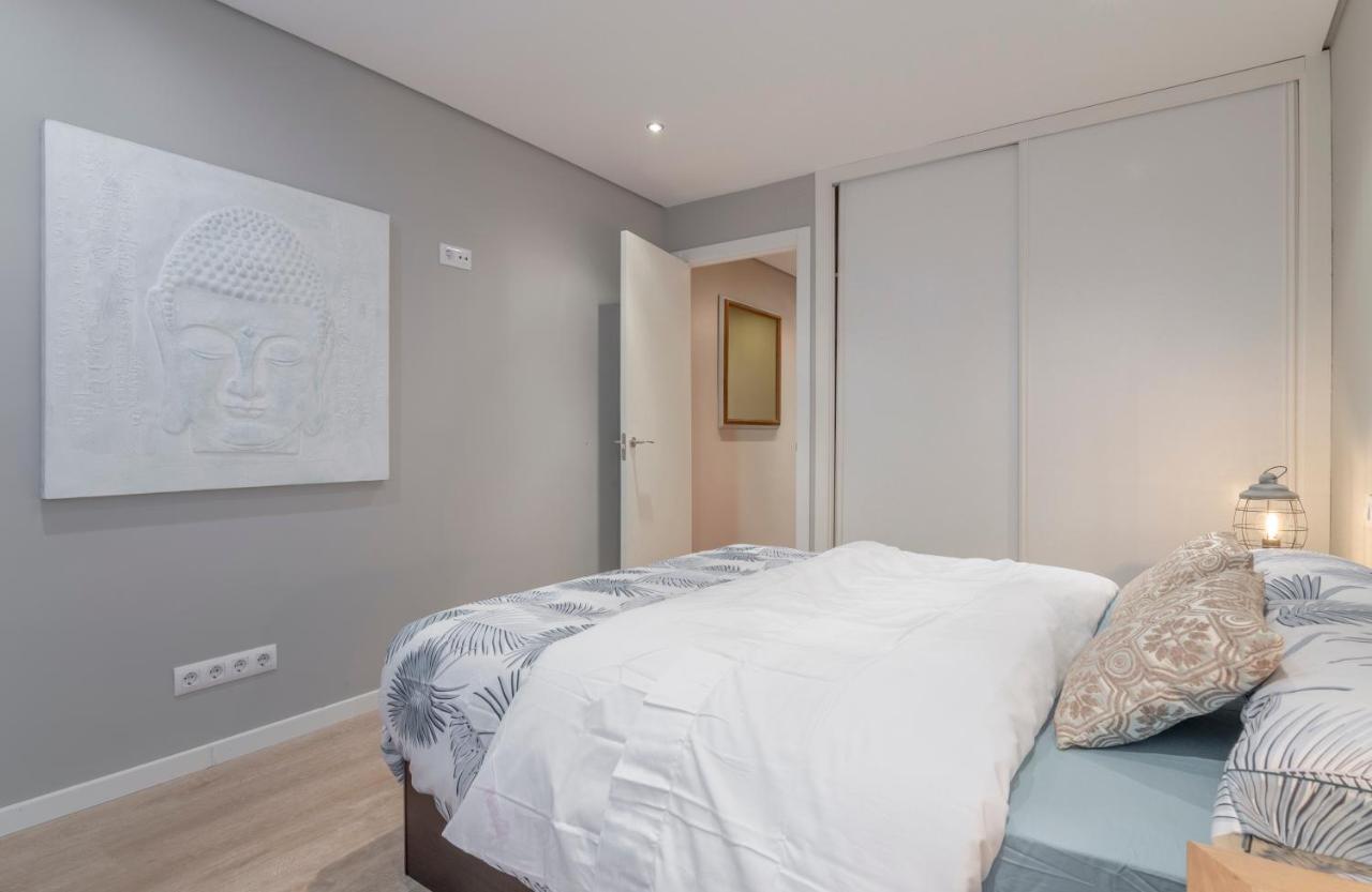 Cross Check Descalzas Reales Apartment Madri Exterior foto