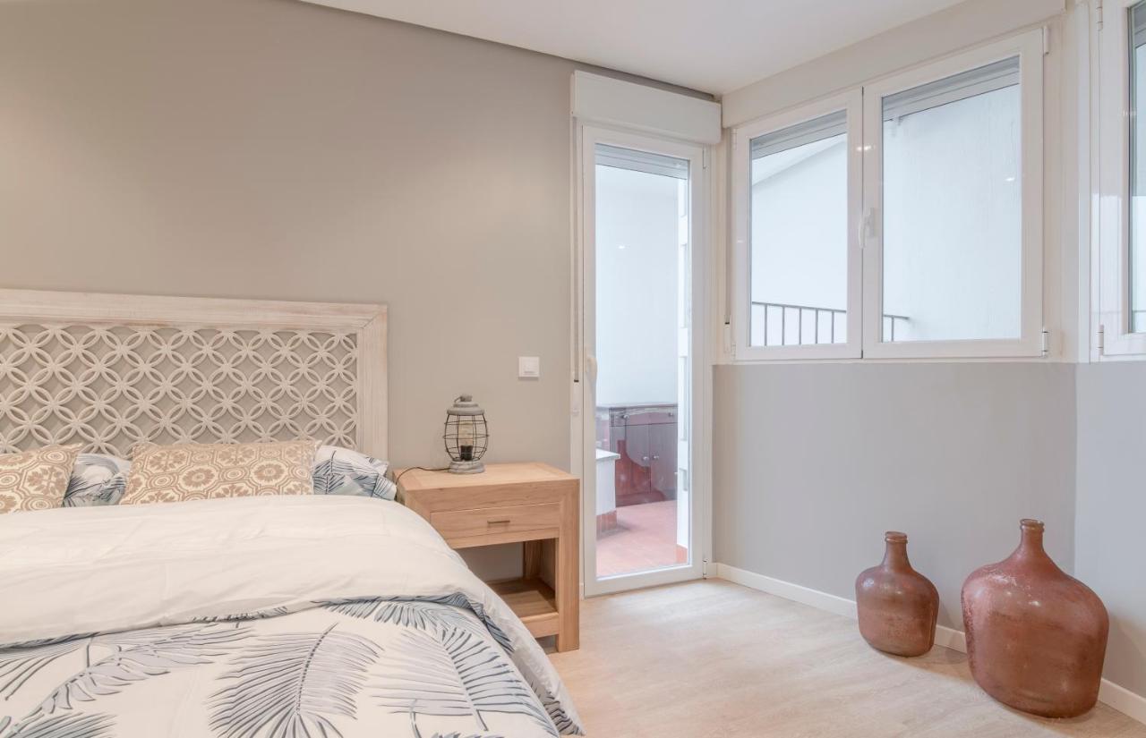 Cross Check Descalzas Reales Apartment Madri Exterior foto